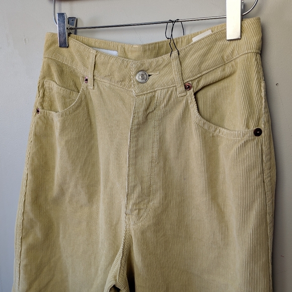 NWOT ZARA Corduroy Women Pants Size 0 Beige Light Yellow Color 100% Cotton Baggy - Picture 2 of 12